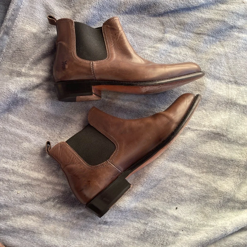 Frye great minimal